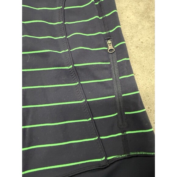 Lululemon Nice Asana Jacket. Slalom Stripe Inkwell. Navy Blue/Green.Womens.Sz 6 - Picture 16 of 16